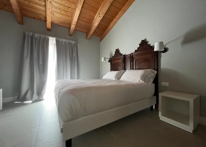 Alloggio per agriturismo La Rondinella *