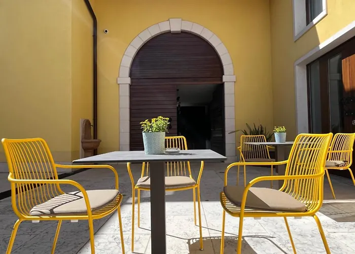 Alloggio per agriturismo La Rondinella