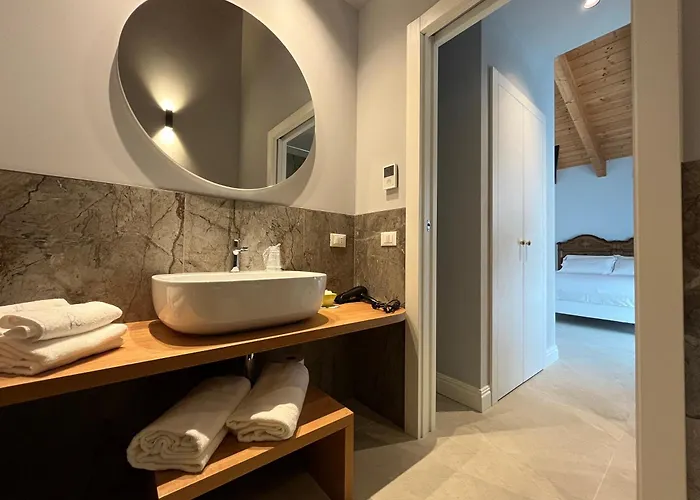 La Rondinella Alloggio per agriturismo *